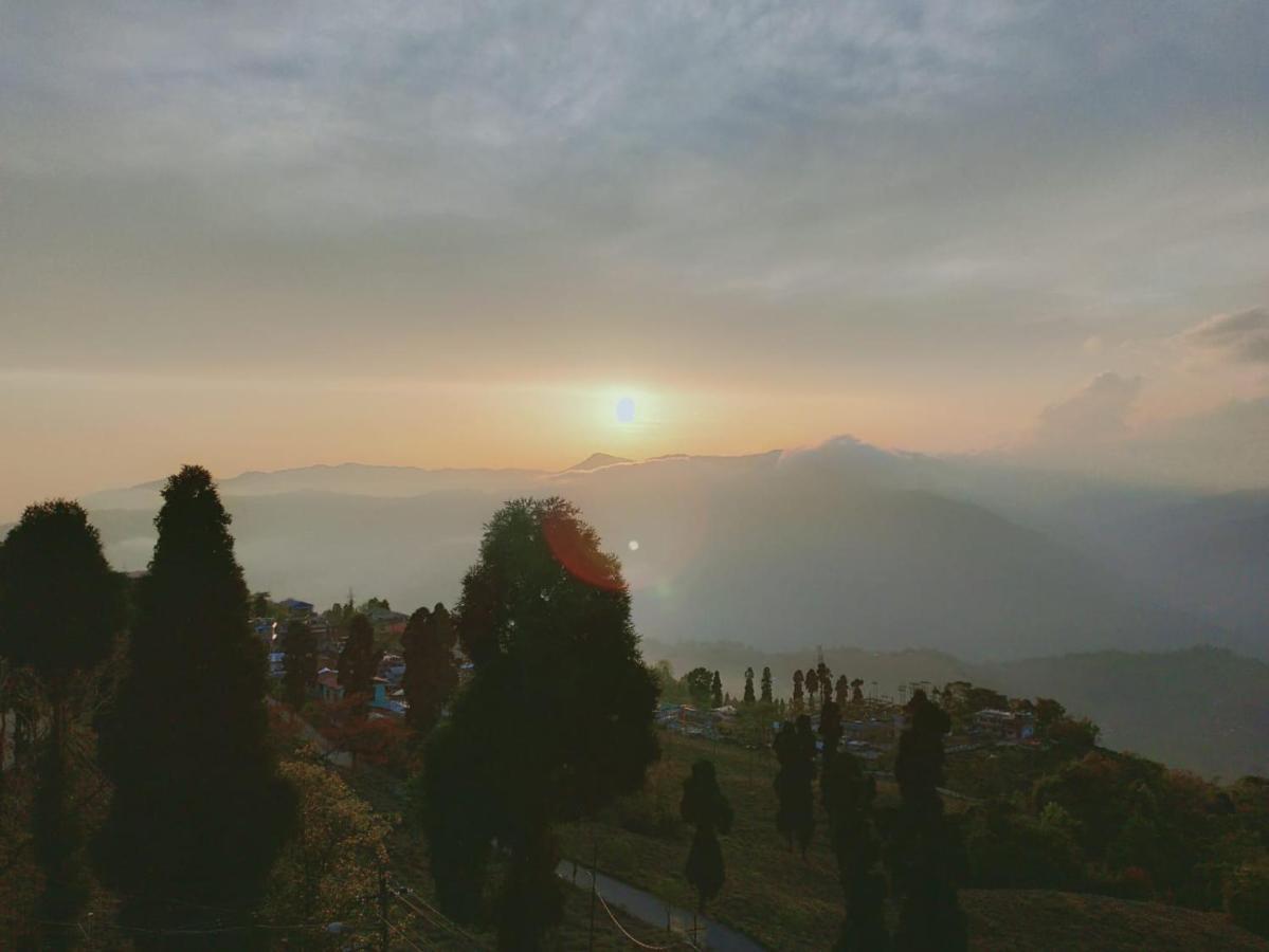 Swabhumi Homestay Kurseong Luaran gambar